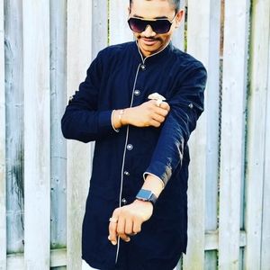 Meet your Posher, Vivek